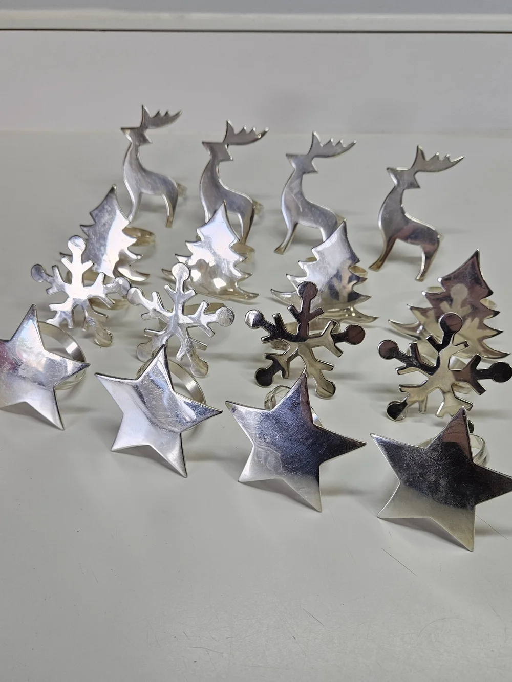 Pier 1 Imports Silver Tone Holiday Napkin Rings Set 16 Reindeer Star Snowflake